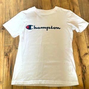 Girls white champion t-shirt